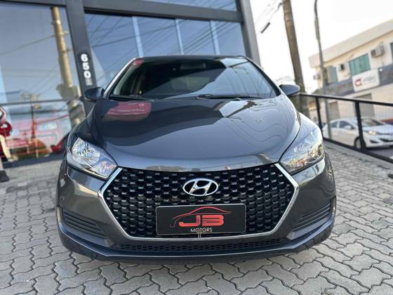 HYUNDAI HB20 1.0 COMFORT PLUS 12V FLEX 4P MANUAL